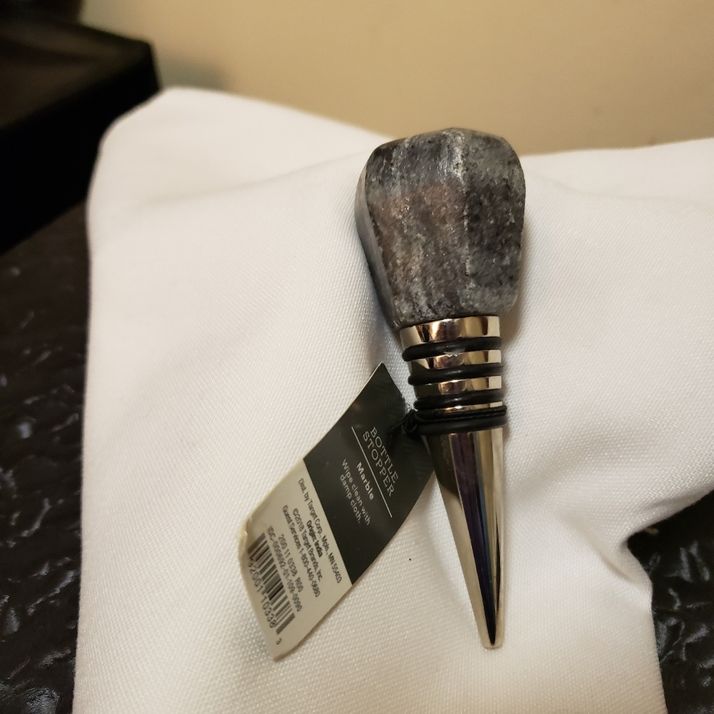 Vintage Solid Black Marble-Wine Stopper-new with tags
